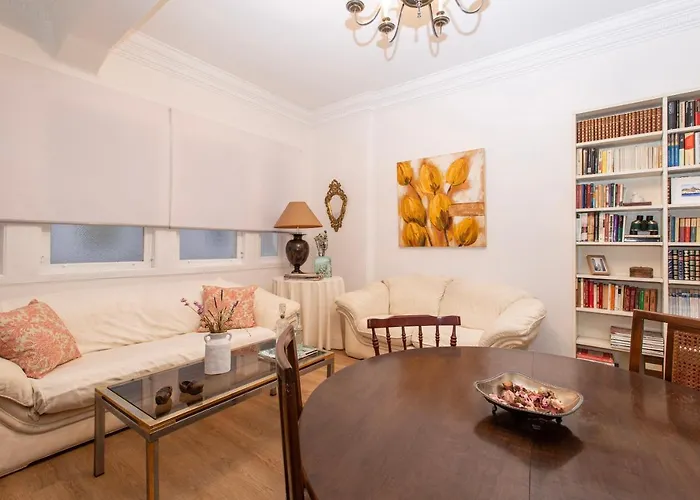 S, Con Corazon アパート *